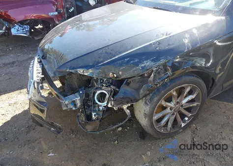 2019 Audi A4 40 Premium/40 Titanium Premium из США, поврежденный, VIN WAUGMAF44KN005398